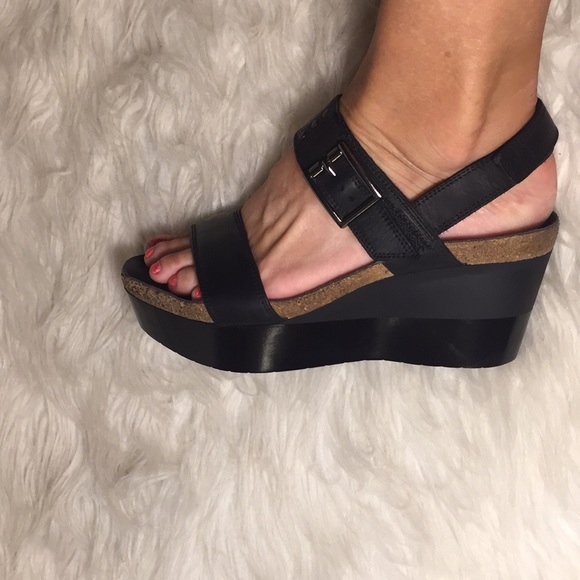 naot platform sandals